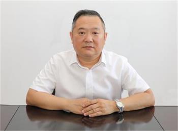 黨委書記、執(zhí)行董事——溫法璽.jpg